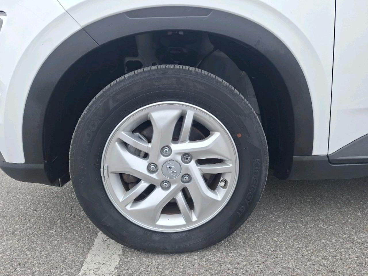 2023 Hyundai Venue FWD Preferred Photo