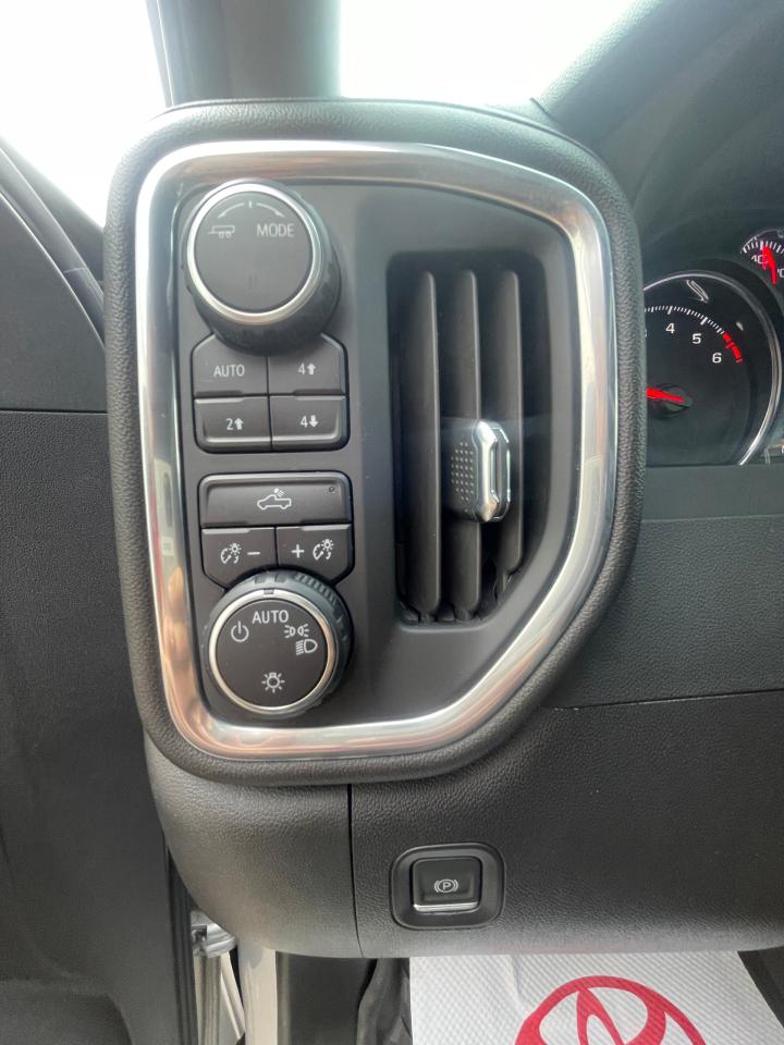 2022 Chevrolet Silverado 1500 LT Photo