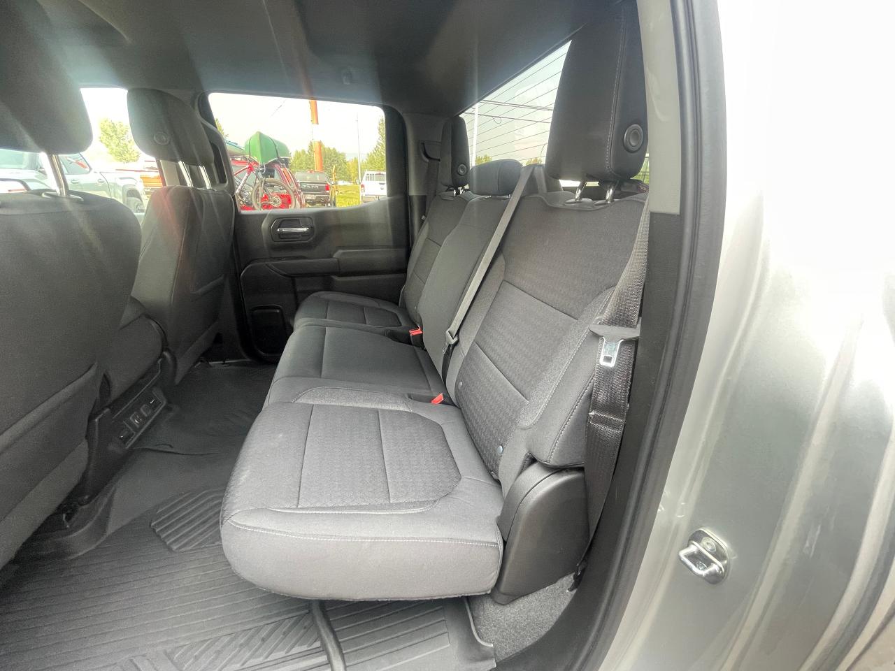 2022 Chevrolet Silverado 1500 LT Photo