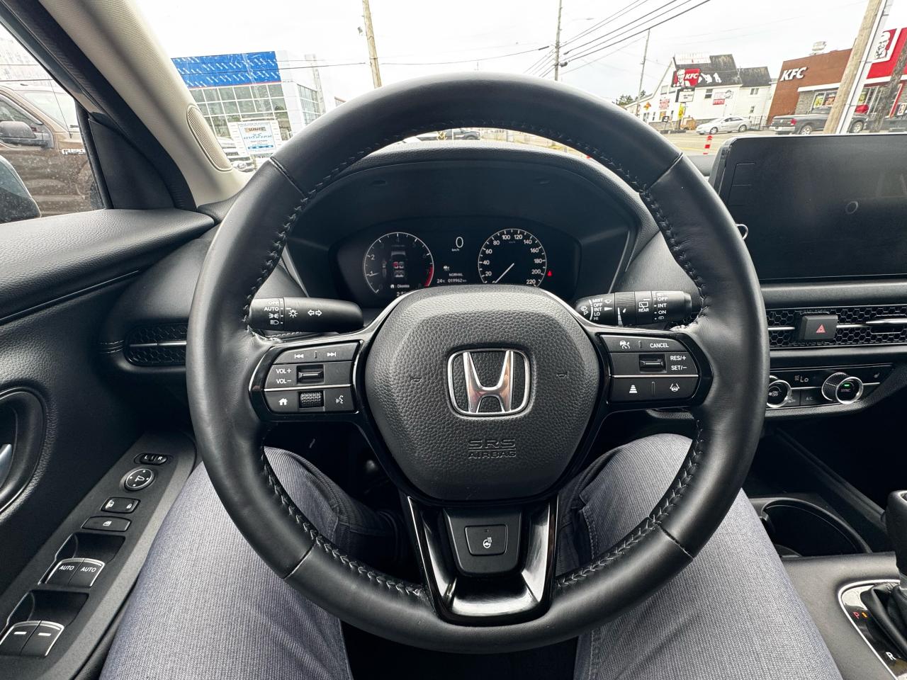 2025 Honda HR-V EX-L NAVI Photo