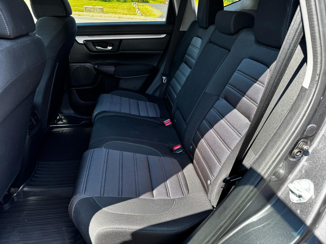 2017 Honda CR-V LX Photo