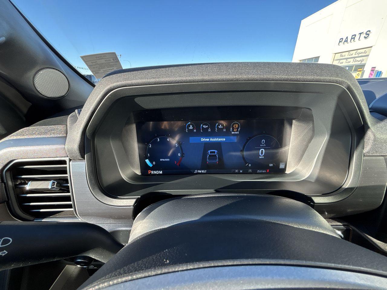 2025 Ford F-150 Lariat 4WD SuperCrew 5.5' Box Photo5