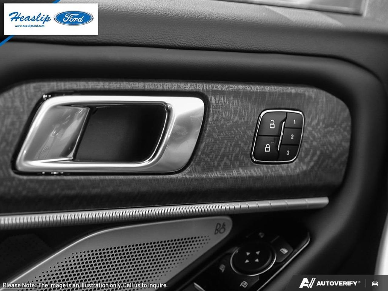 2026 Ford Explorer Platinum Photo5