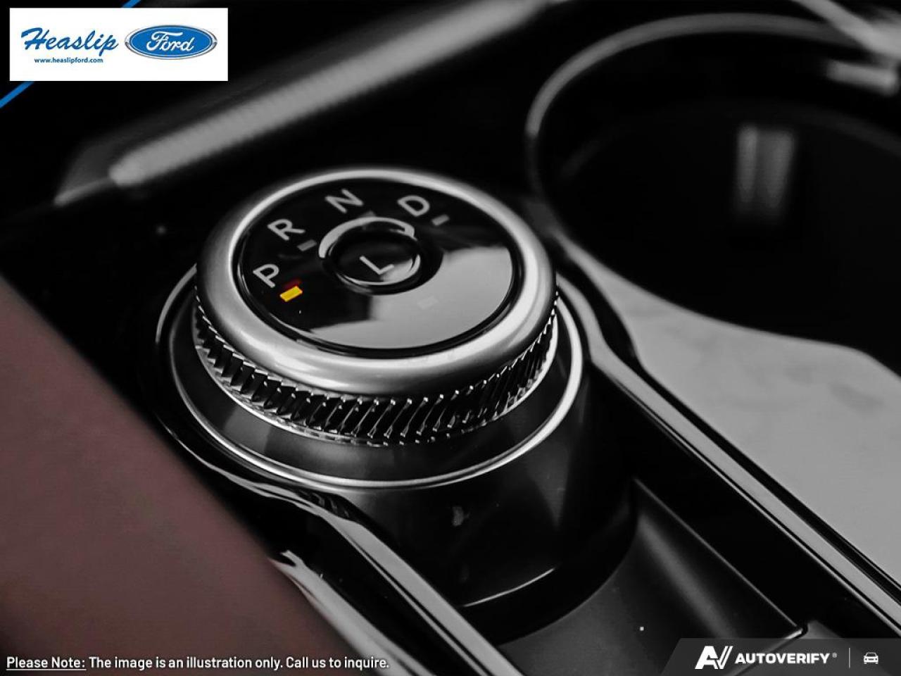 2026 Ford Explorer Platinum Photo5