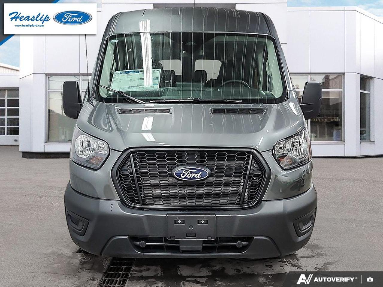 2026 Ford Transit Passenger Wagon XL Photo1