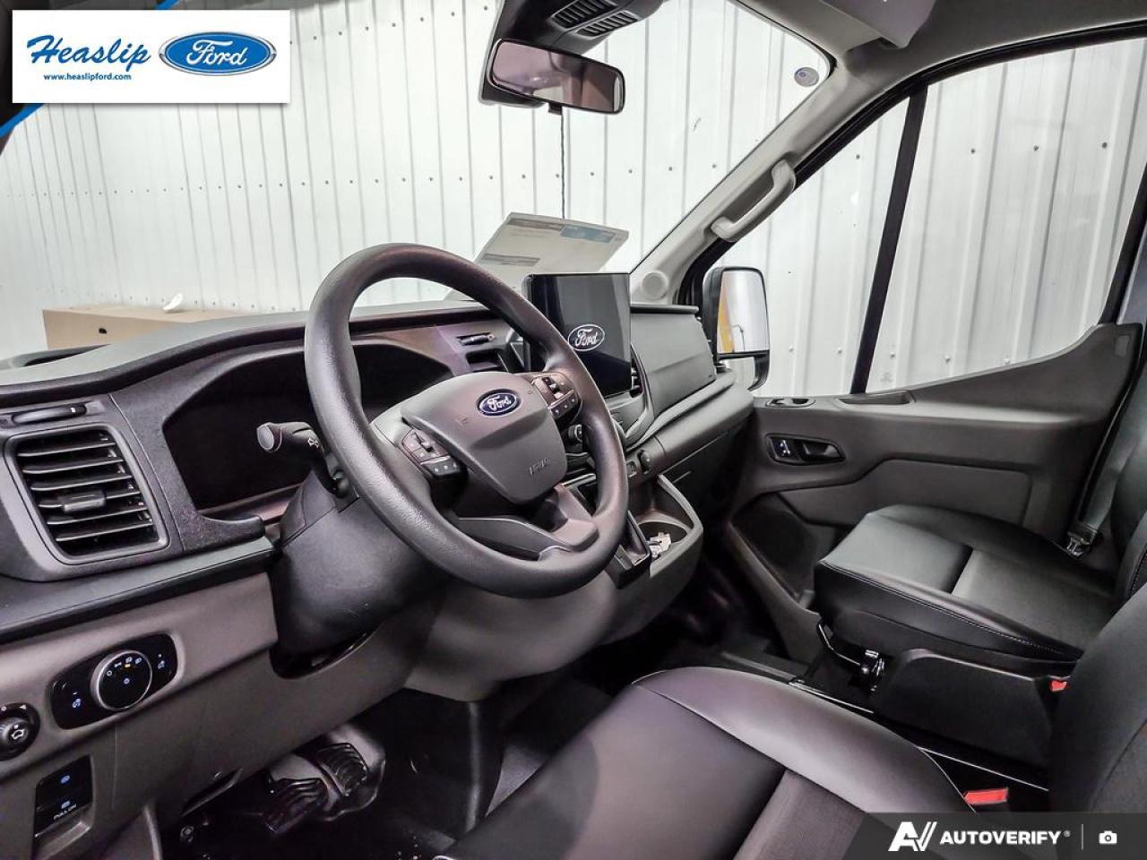 2026 Ford Transit Passenger Wagon XL Photo