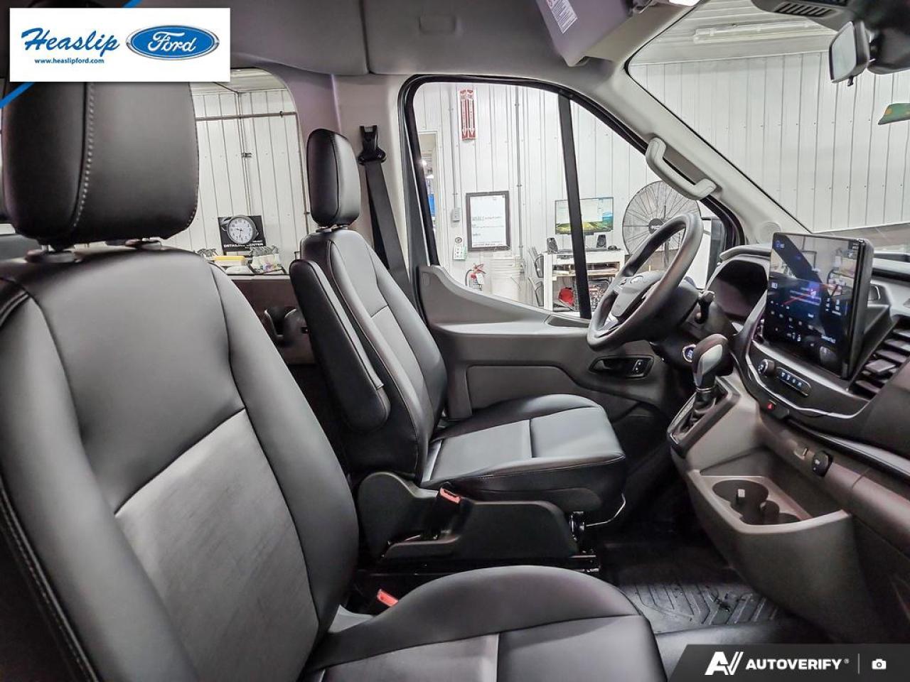 2026 Ford Transit Passenger Wagon XL Photo