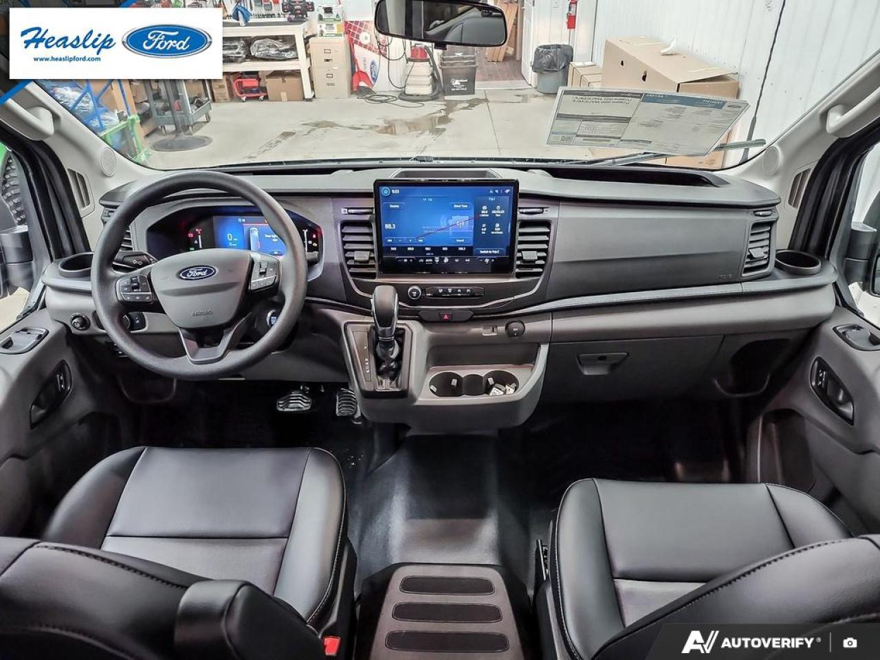 2026 Ford Transit Passenger Wagon XL Photo