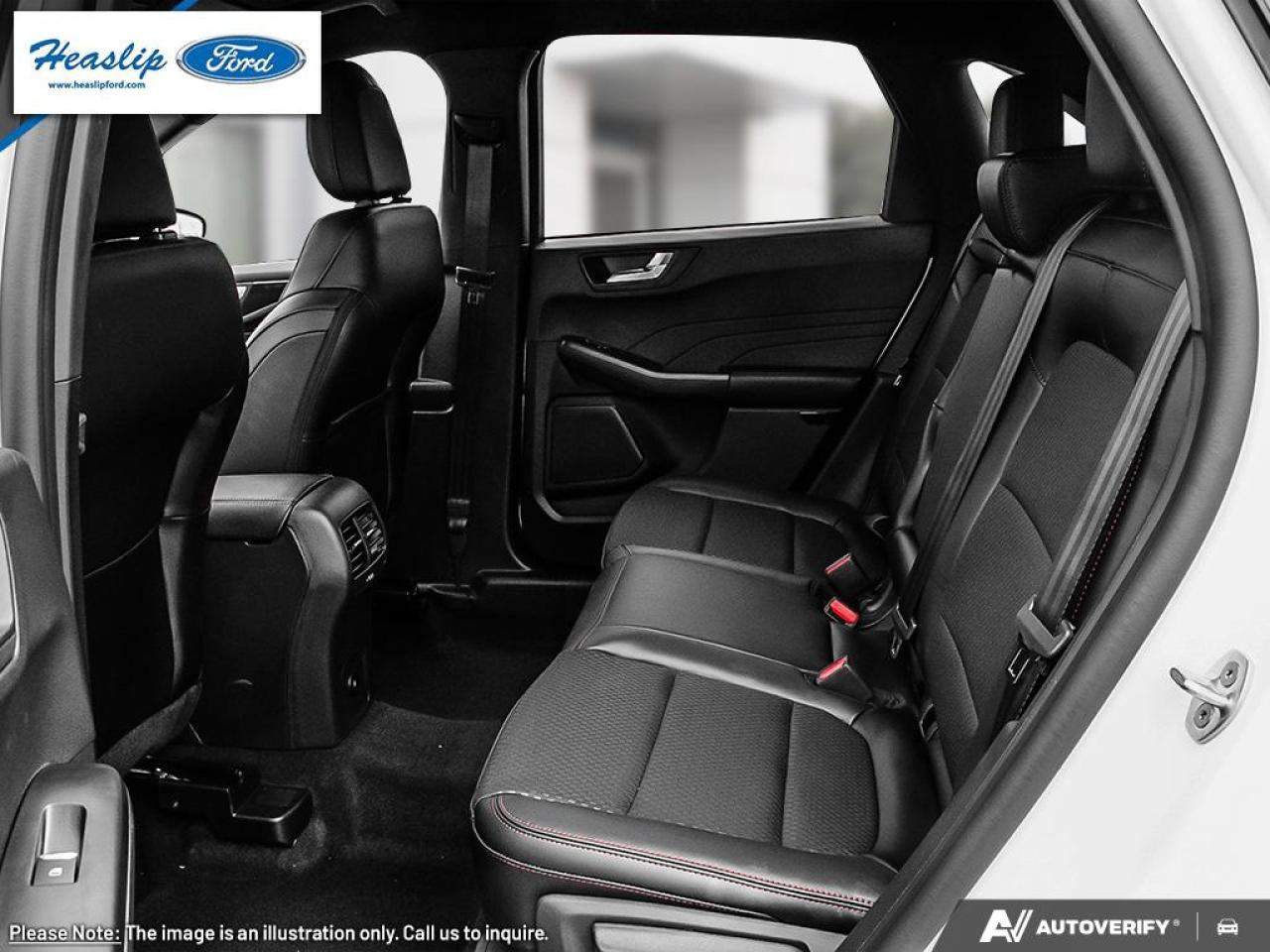 2026 Ford Escape ST-Line Photo5