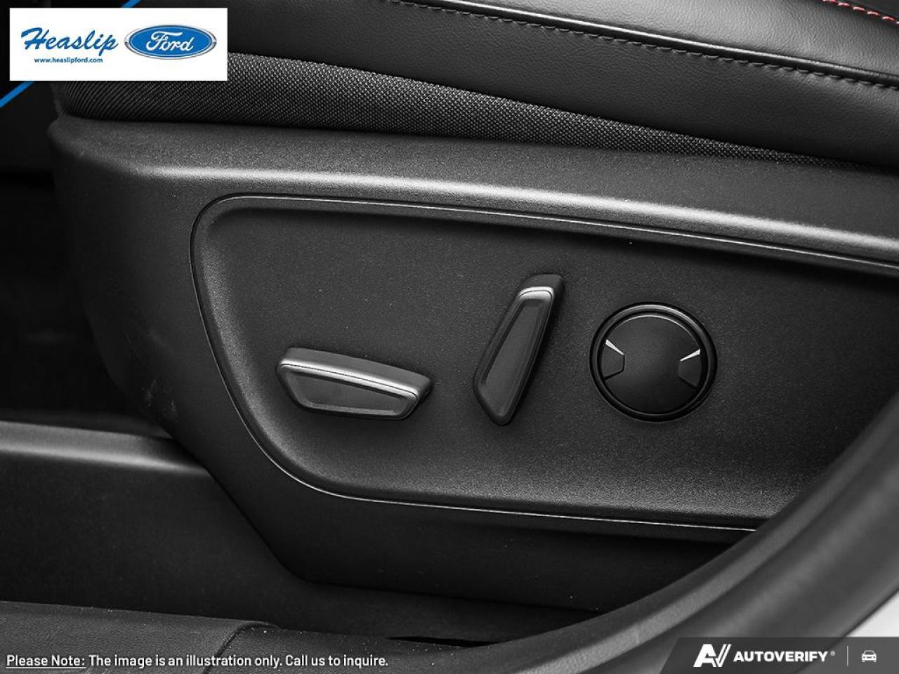 2026 Ford Escape ST-Line Photo5