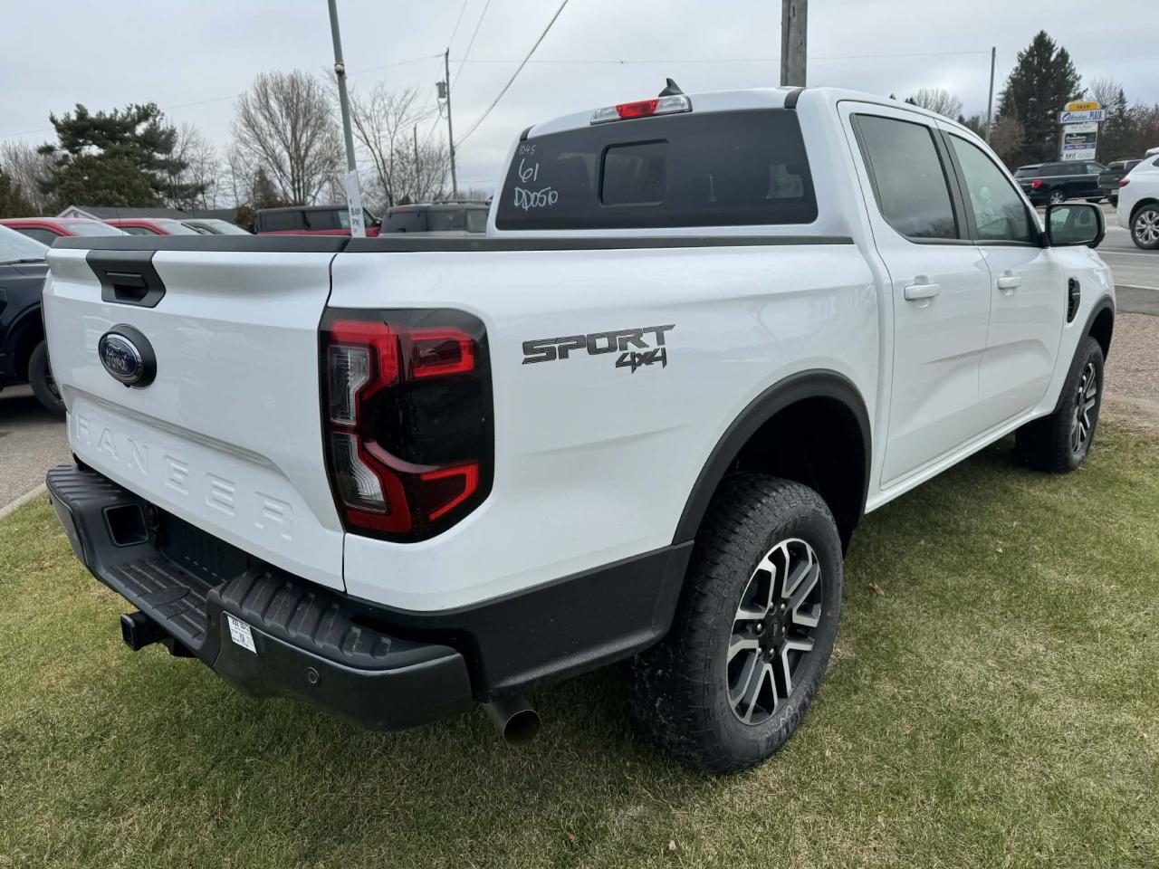 2025 Ford Ranger Lariat Photo3