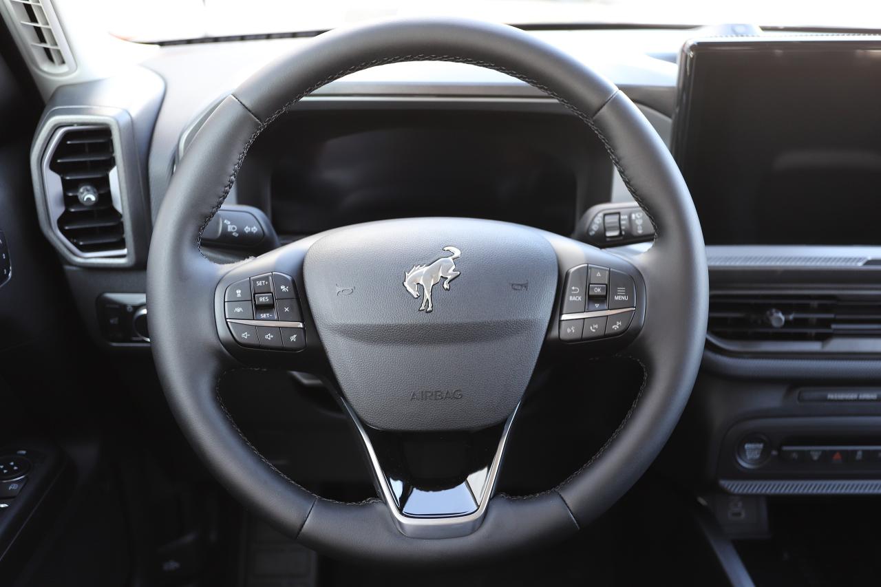 2025 Ford Bronco Sport Outer Banks 4X4 Photo