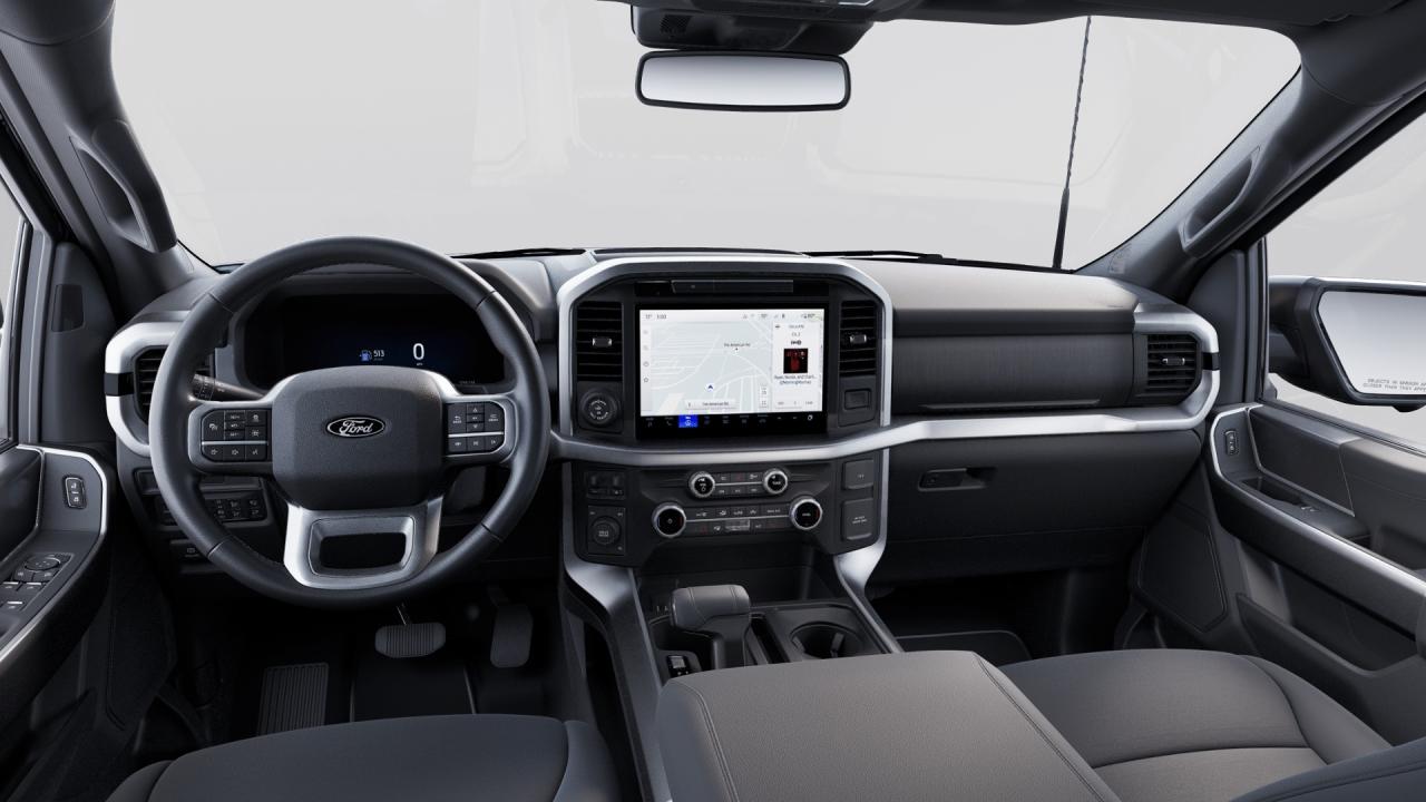 2025 Ford F-150 XLT 4WD SuperCrew 5.5' Box Photo5