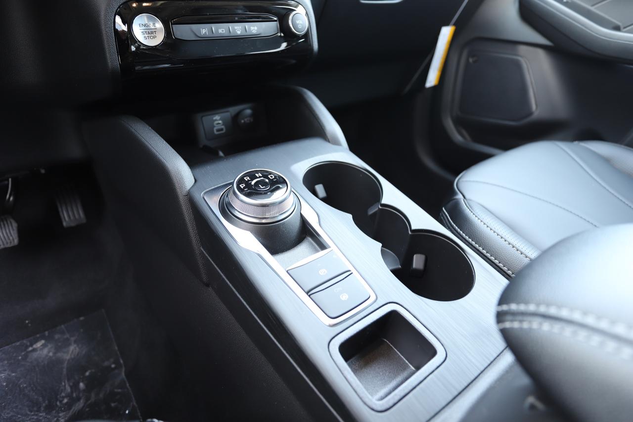 2026 Ford Escape PHEV FWD Photo