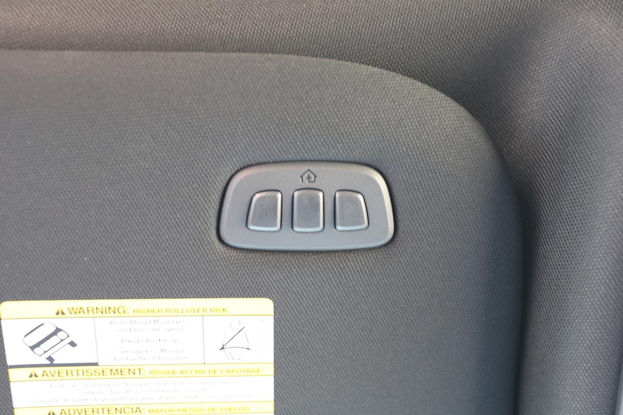 2025 Ford F-150 Lariat 4WD SuperCrew 5.5' Box Photo