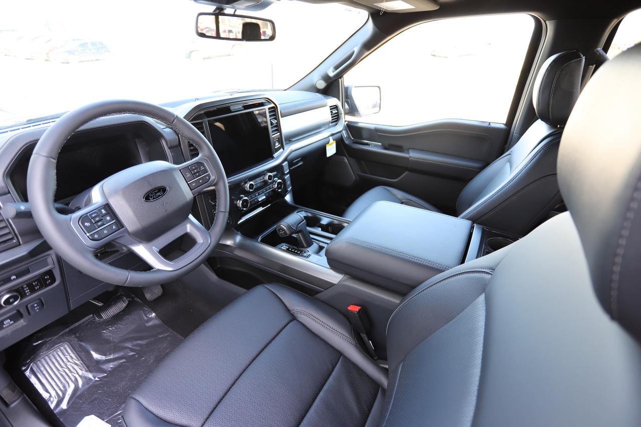 2025 Ford F-150 Lariat 4WD SuperCrew 5.5' Box Photo