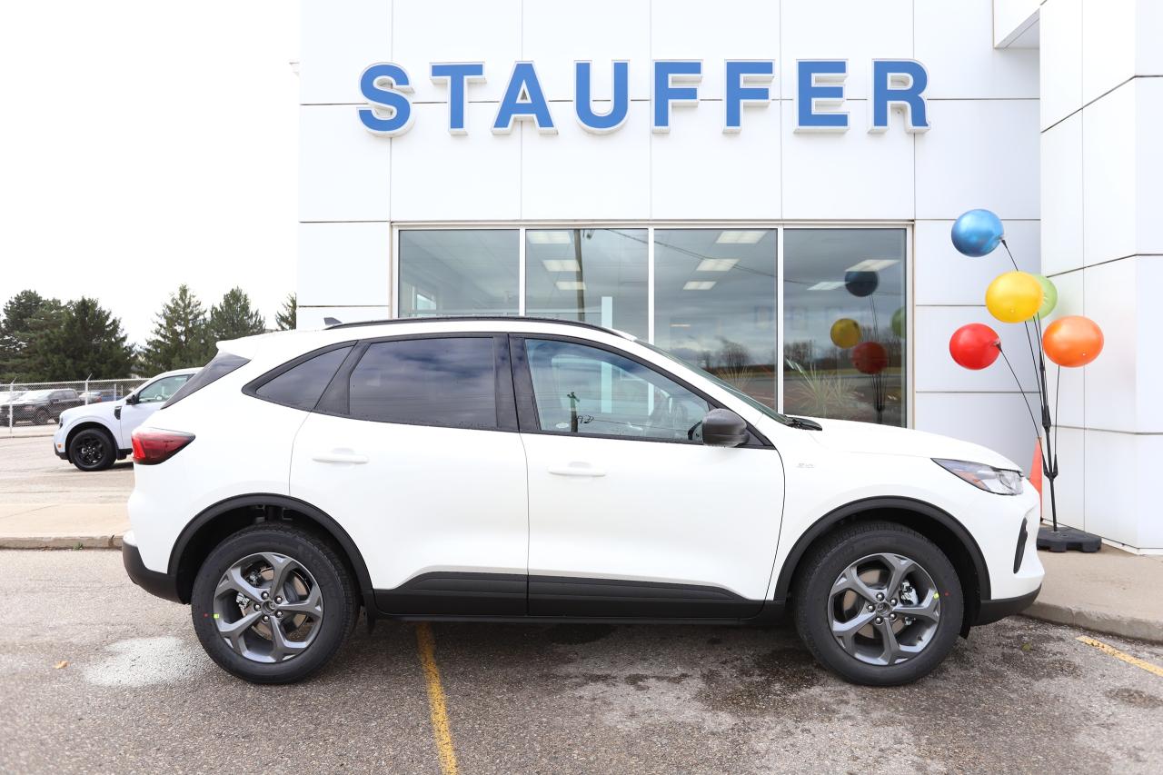 2026 Ford Escape ST-Line AWD Photo