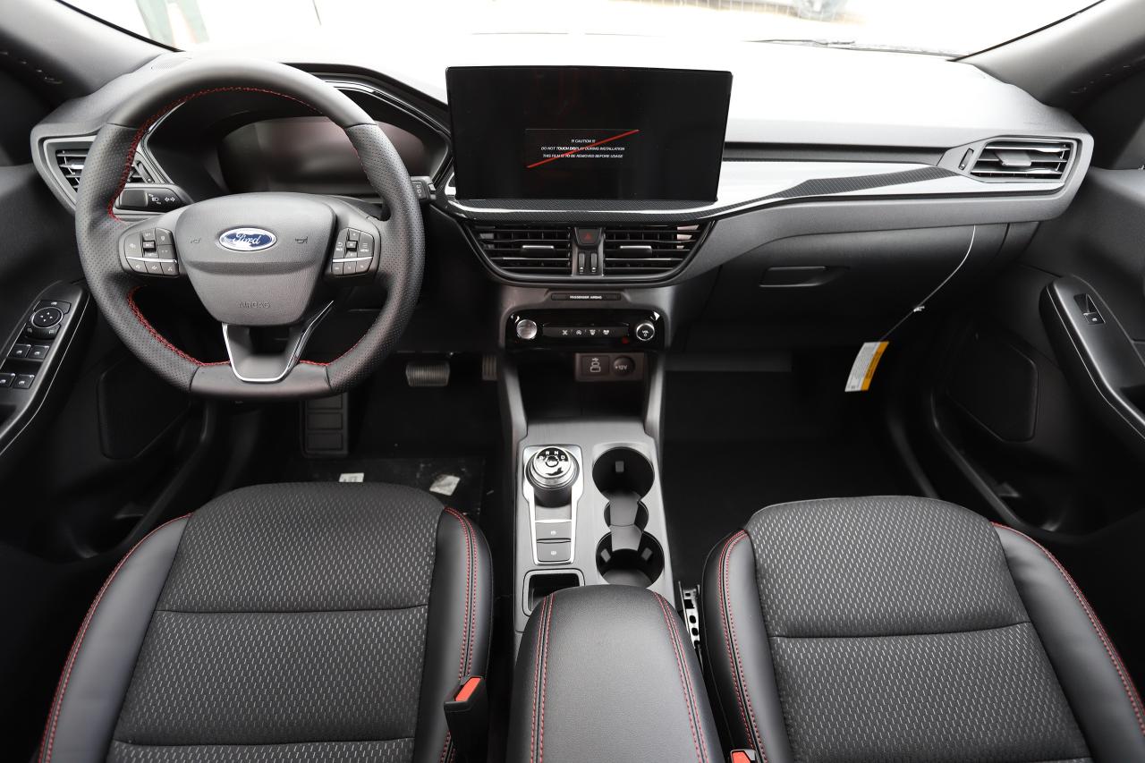 2026 Ford Escape ST-Line AWD Photo