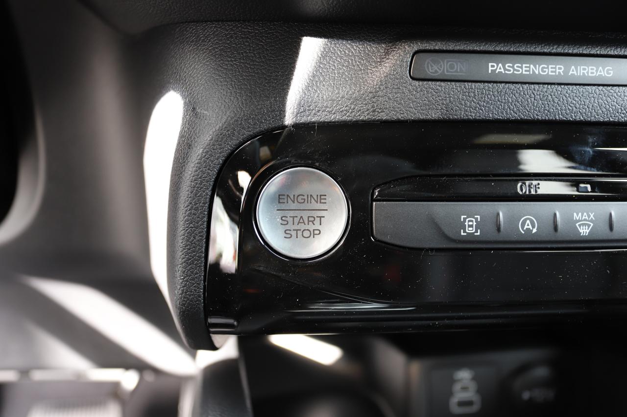 2026 Ford Escape ST-Line AWD Photo