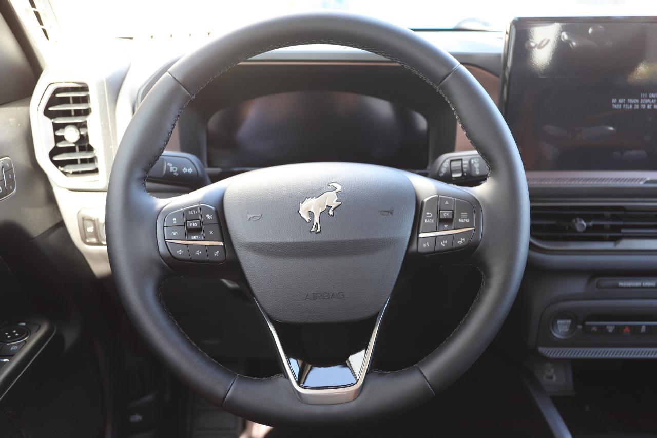 2025 Ford Bronco Sport Outer Banks 4X4 Photo5