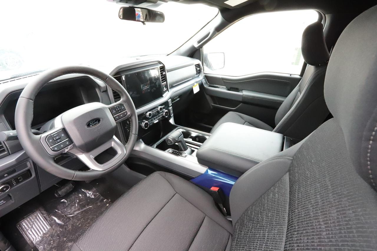 2025 Ford F-150 XLT 4WD SuperCrew 5.5' Box Photo