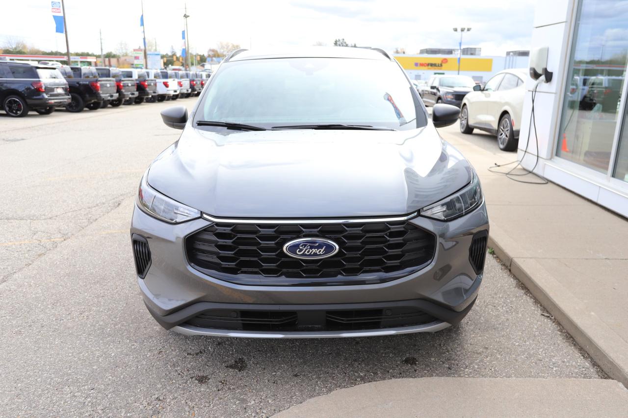 2026 Ford Escape ST-Line AWD Photo