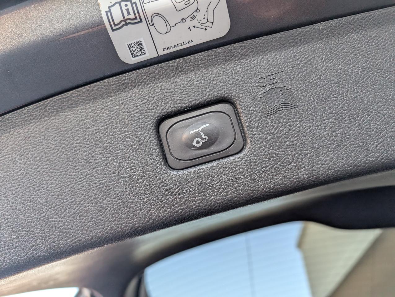 2020 Ford Edge Titanium Photo