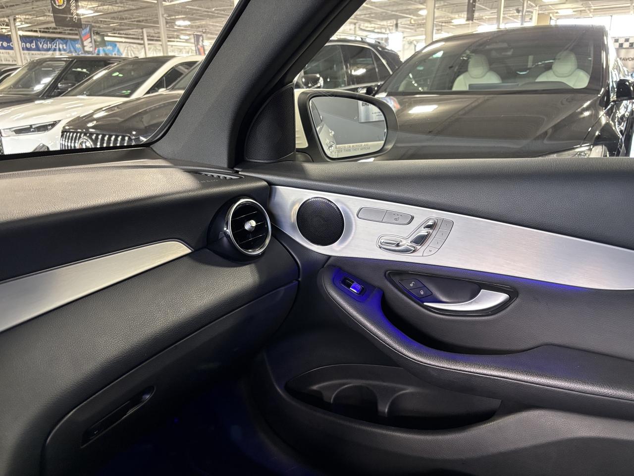 2021 Mercedes-Benz GLC GLC300|4MATIC|NAV|LEATHER|AMBIENT|DUALROOF|360CAM| - Photo #17