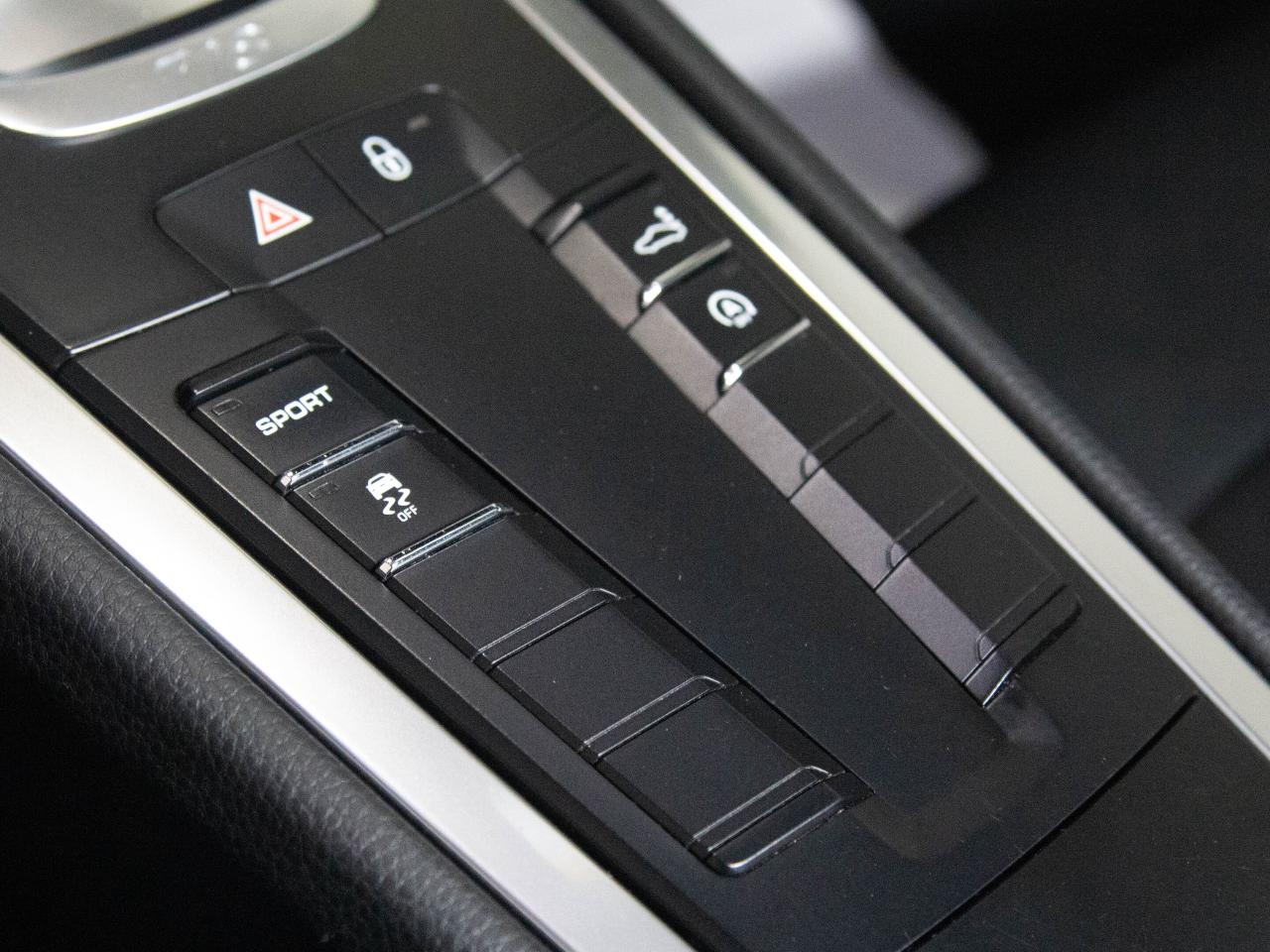 2018 Porsche 718 Cayman BOSE | HEATED/VENTED | REAR CAM Photo