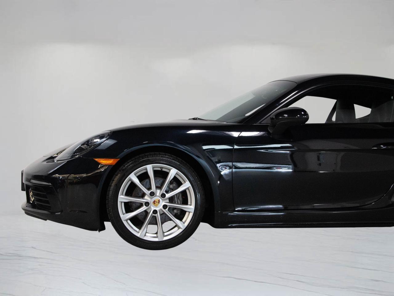 2018 Porsche 718 Cayman BOSE | HEATED/VENTED | REAR CAM Photo