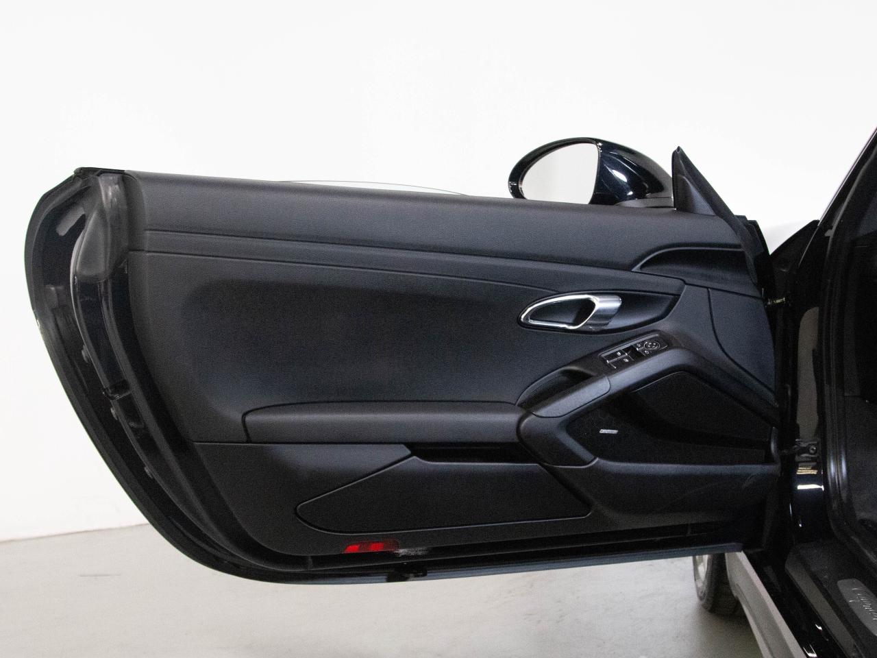 2018 Porsche 718 Cayman BOSE | HEATED/VENTED | REAR CAM Photo