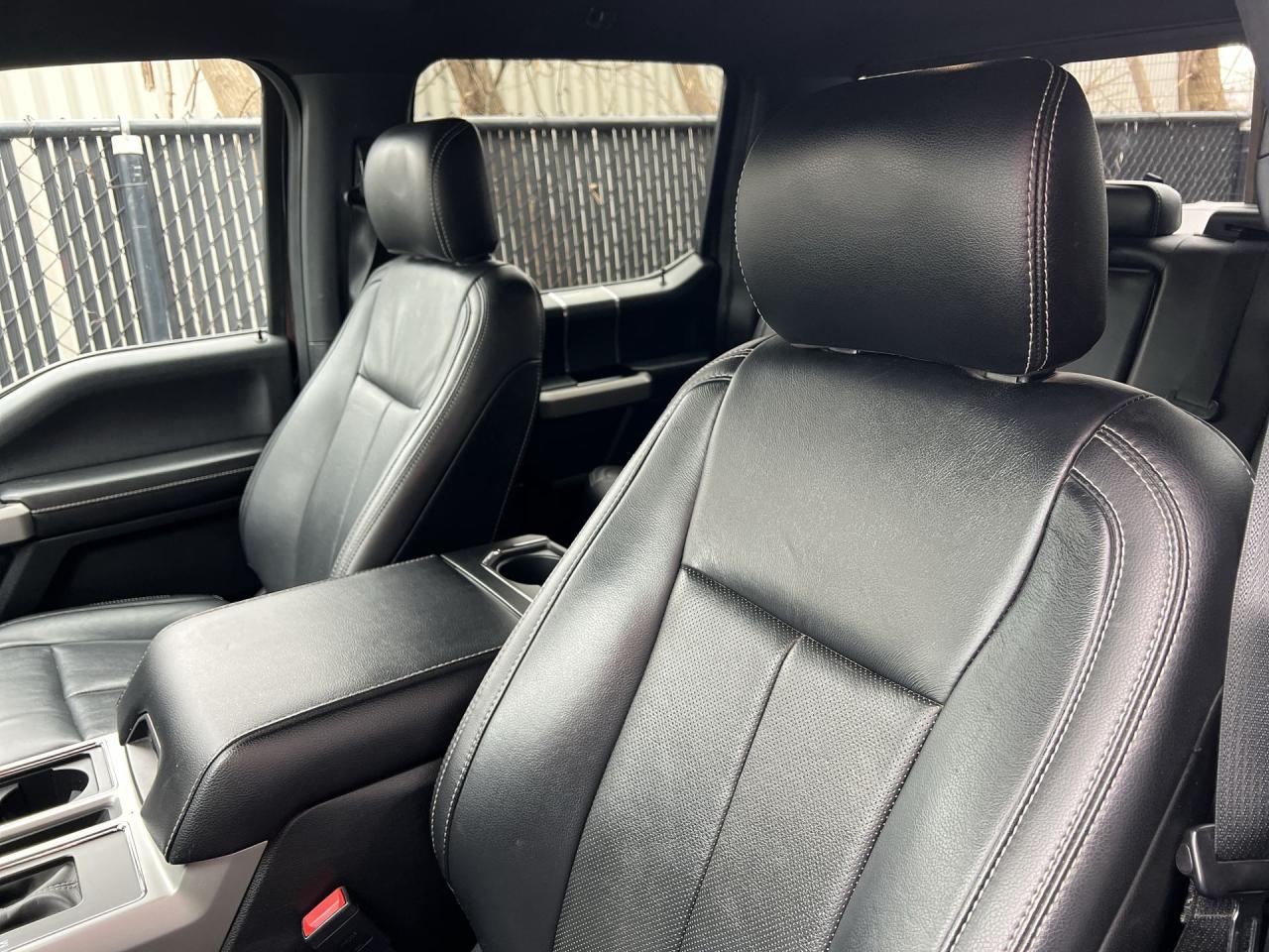 2020 Ford F-150 LARIAT SPORT 4X4 | COOLED LEATHER | CREW | CARPLAY Photo