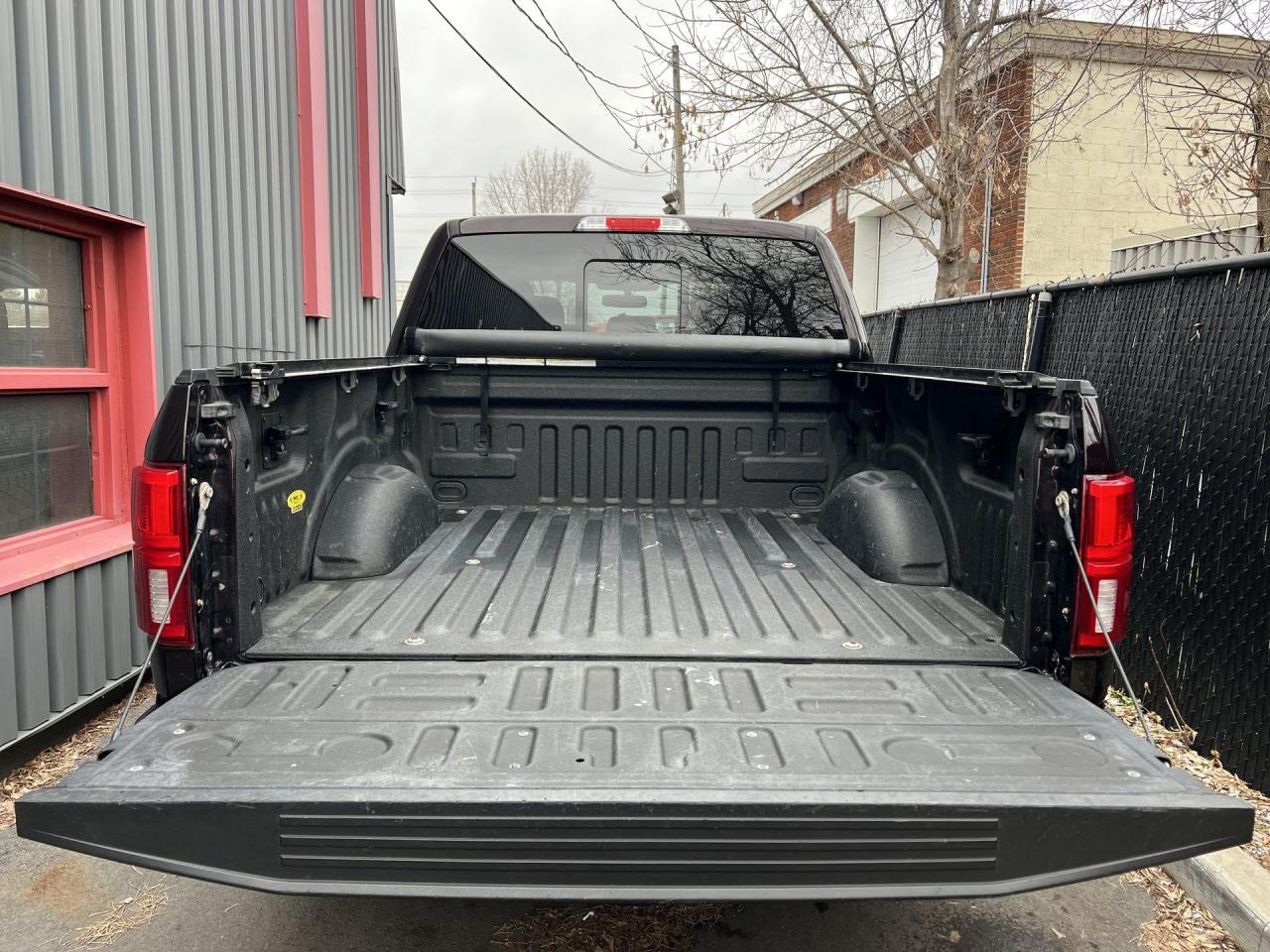 2020 Ford F-150 LARIAT SPORT 4X4 | COOLED LEATHER | CREW | CARPLAY Photo