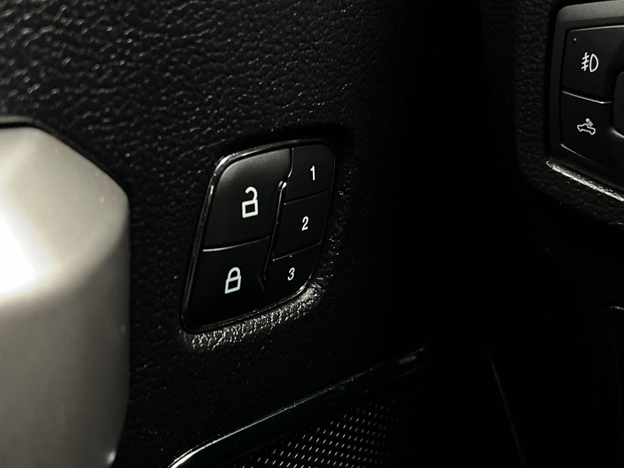 2020 Ford F-150 LARIAT SPORT 4X4 | COOLED LEATHER | CREW | CARPLAY Photo