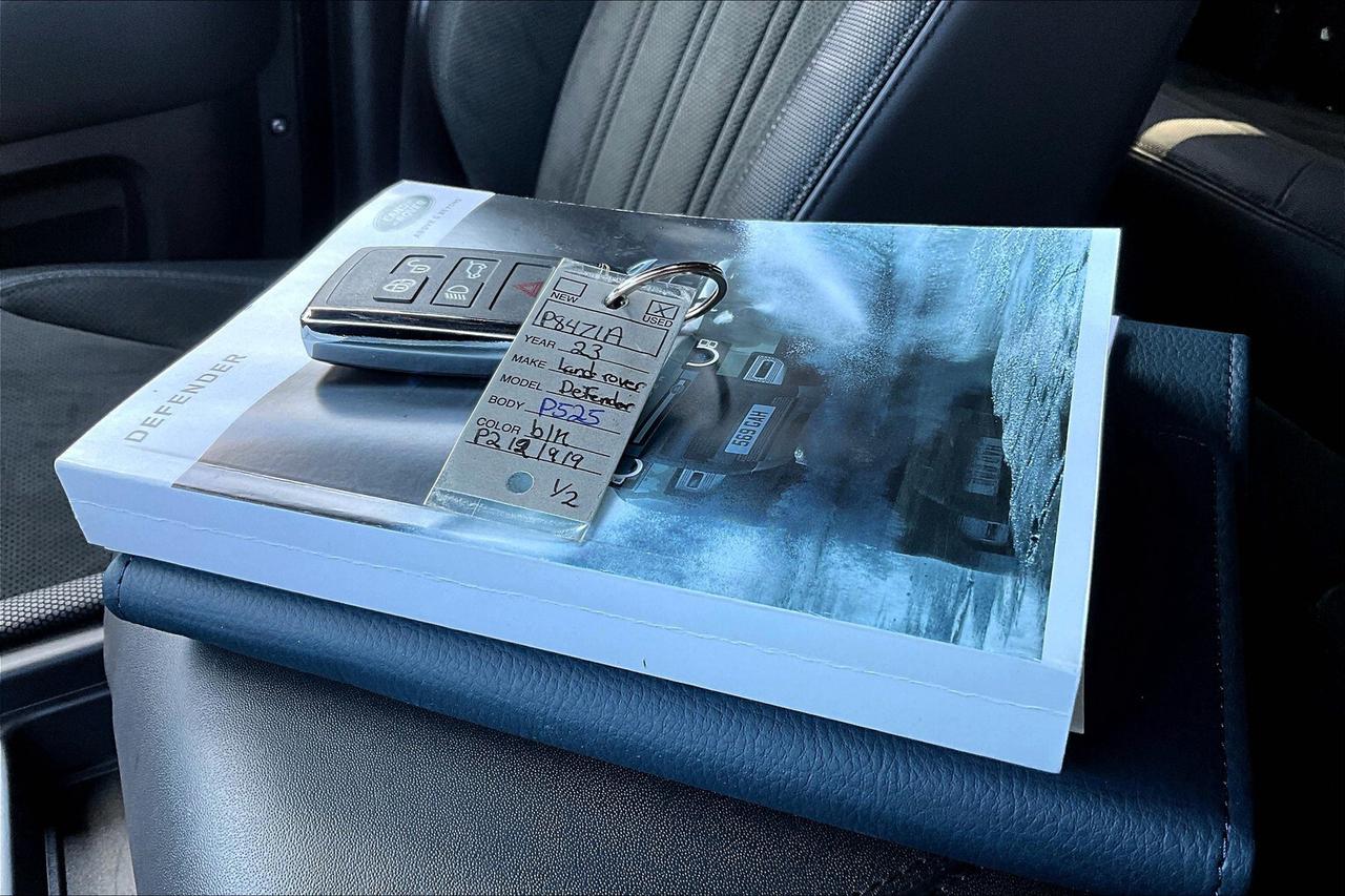 2023 Land Rover Defender 110 | 5.0L Supercharged V8 | AWD Photo