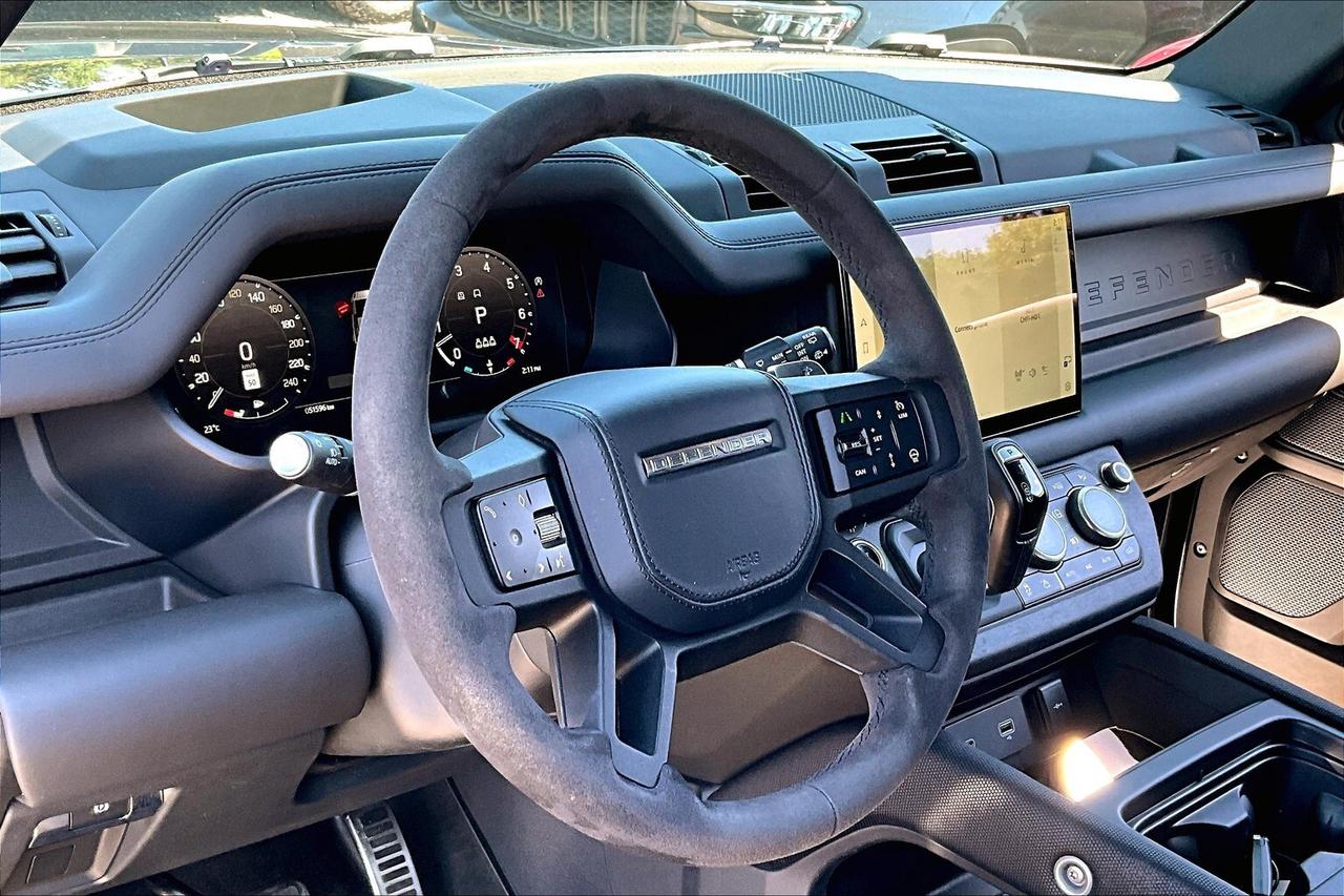 2023 Land Rover Defender 110 | 5.0L Supercharged V8 | AWD Photo