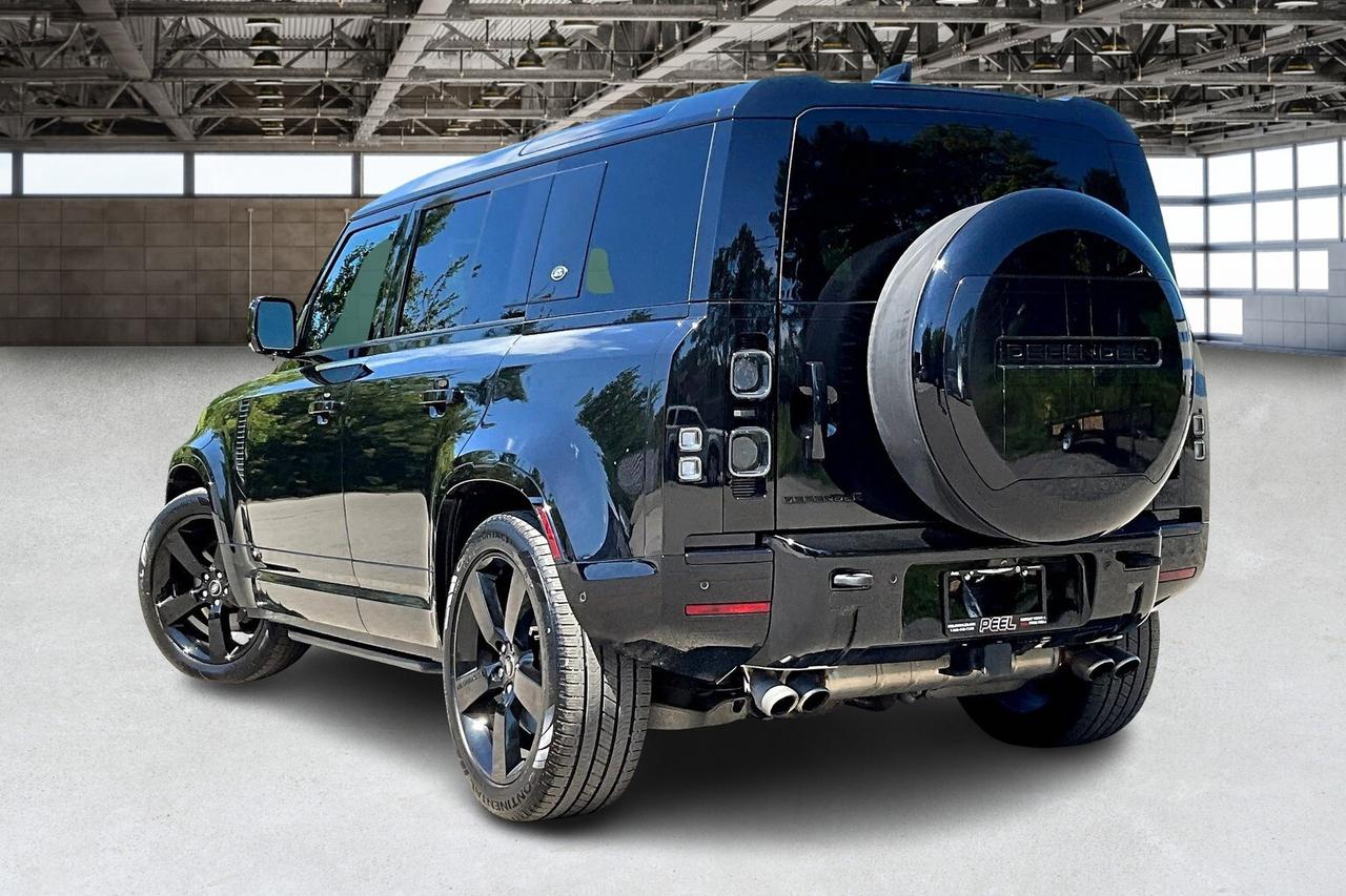 2023 Land Rover Defender 110 | 5.0L Supercharged V8 | AWD Photo