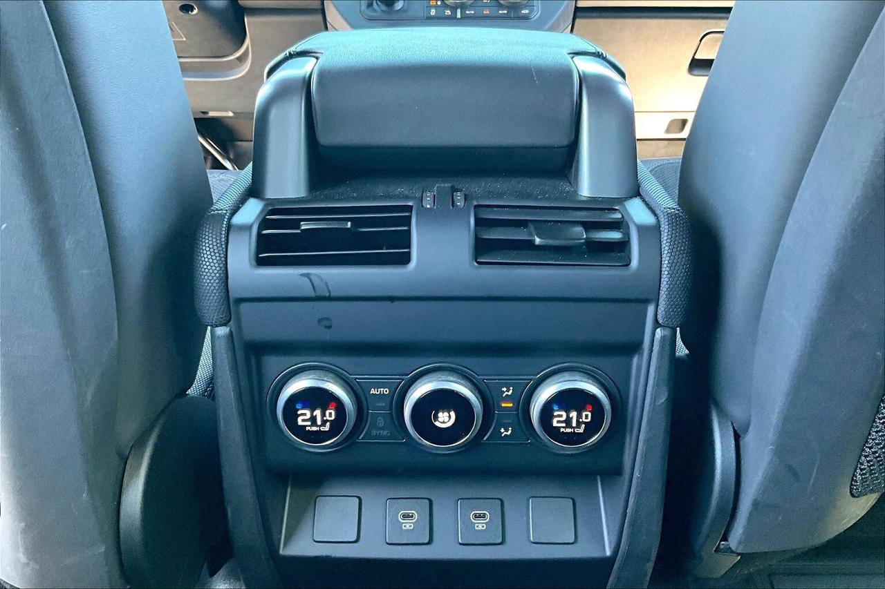 2023 Land Rover Defender 110 | 5.0L Supercharged V8 | AWD Photo