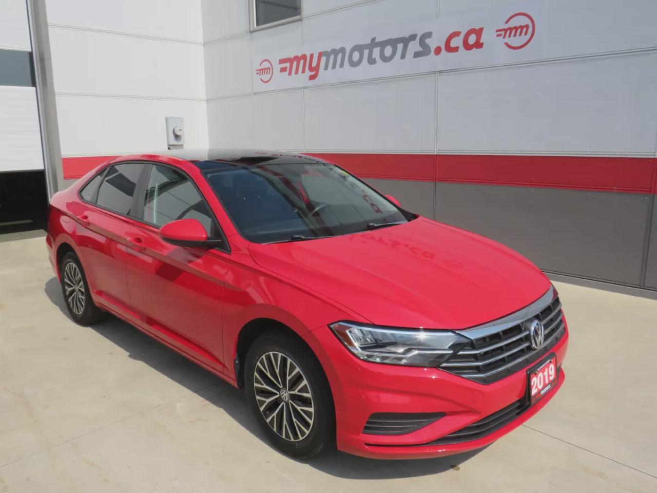 Used 2019 Volkswagen Jetta Highline (**VERY LOW KM!!**CLEAN TITLE/NO ACCIDENTS!!**SAFETY/CERTIFIED!!**ALLOY RIMS**PUSH BUTTON START**LEATHER**SUNROOF**ECO MODE**BLIND SPOT MONITORING**DIGITAL TOUCHSCREEN**HEATED SEATS**REVERSE CAMERA**STOP&GO**CUSTOM JETTA RUBBER MATS**BLUETOOTH**C for sale in Tillsonburg, ON