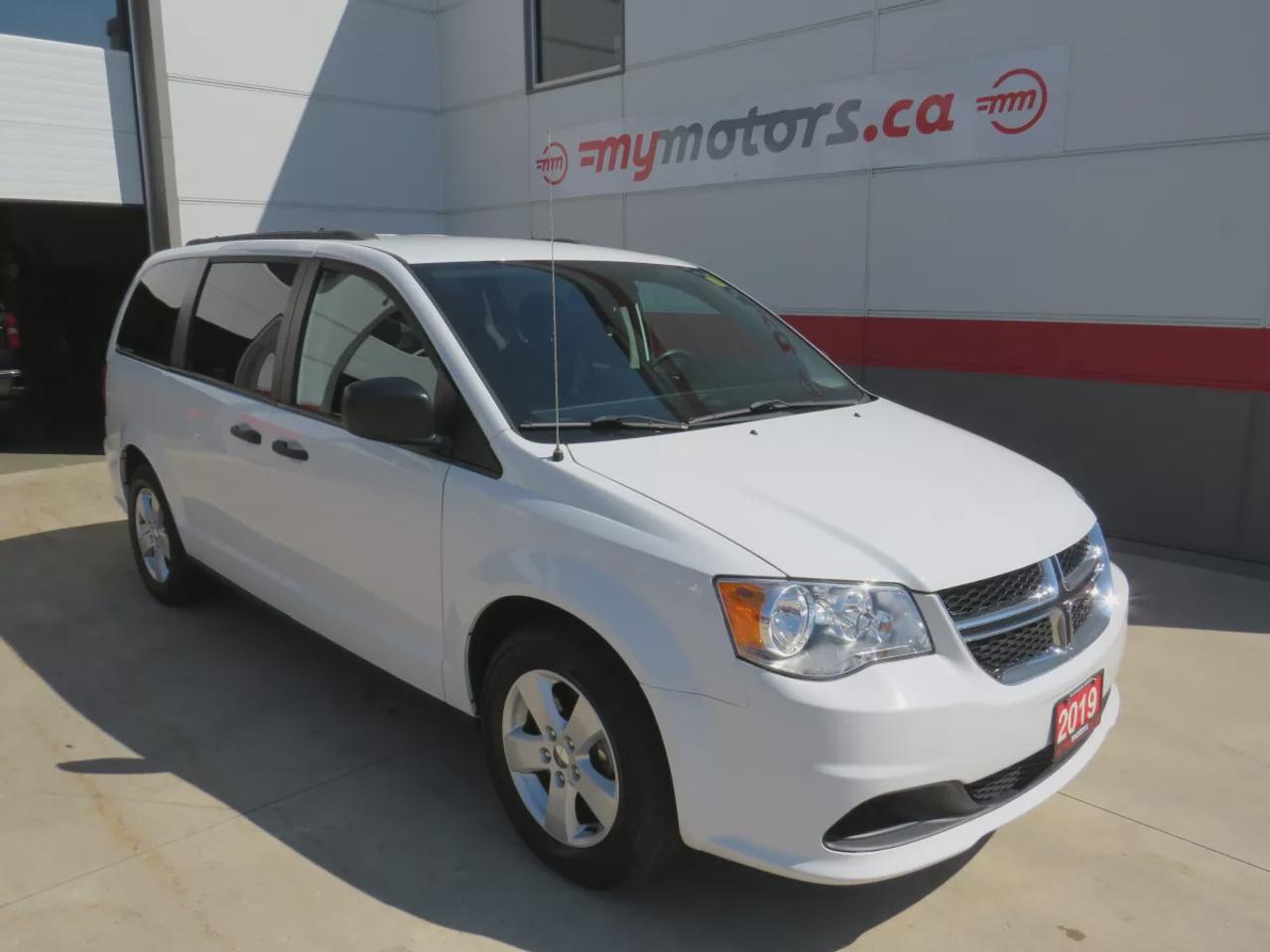 2019 Dodge Grand Caravan Canada Value Package  | Safety Certified | 7 Passenger | Tints | Alloy Rims | Stow And Go | Reverse Camera | Cruise Control | Bluetooth | CD Player Photo0