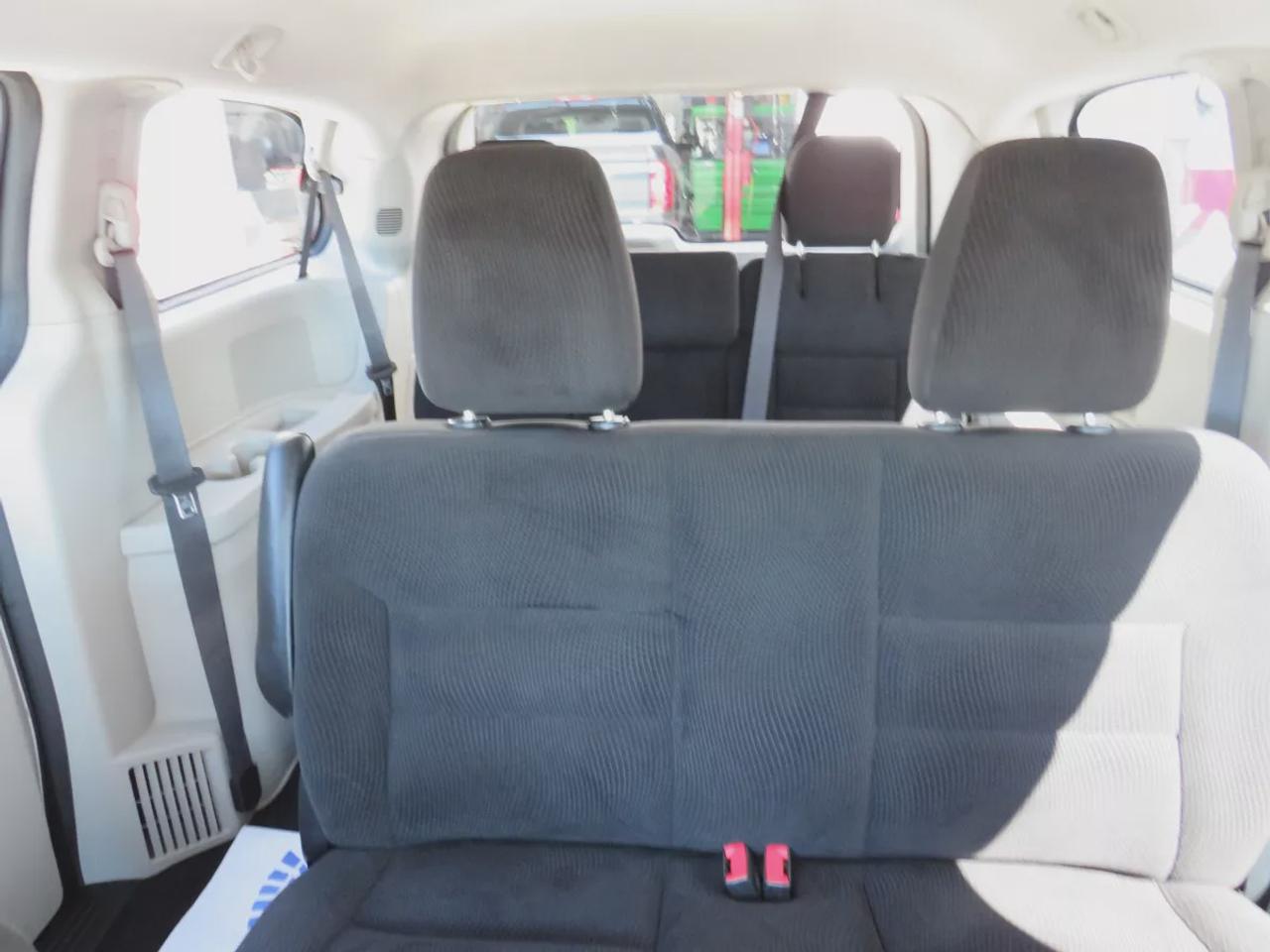 2019 Dodge Grand Caravan Canada Value Package  | Safety Certified | 7 Passenger | Tints | Alloy Rims | Stow And Go | Reverse Camera | Cruise Control | Bluetooth | CD Player Photo
