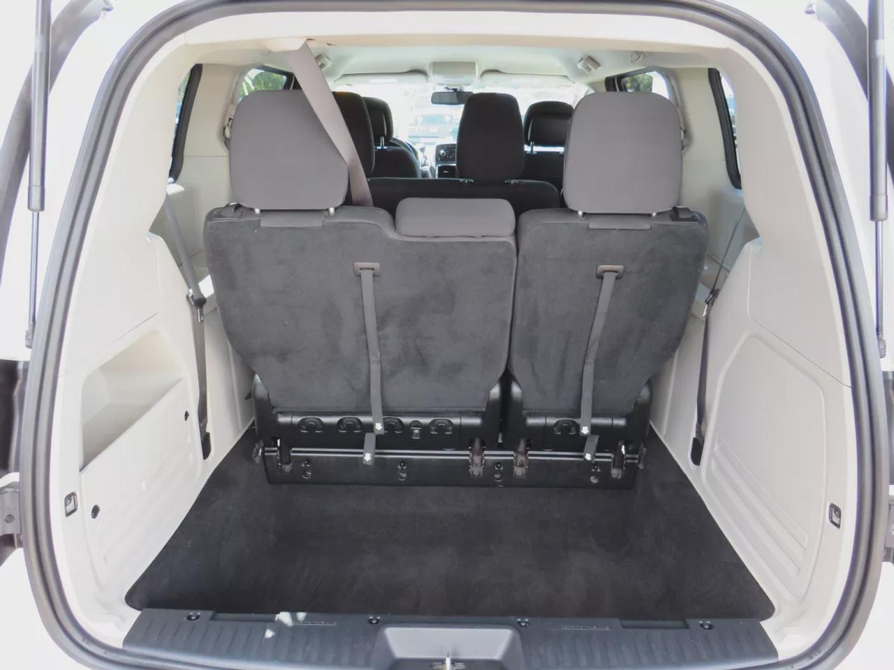 2019 Dodge Grand Caravan Canada Value Package  | Safety Certified | 7 Passenger | Tints | Alloy Rims | Stow And Go | Reverse Camera | Cruise Control | Bluetooth | CD Player Photo