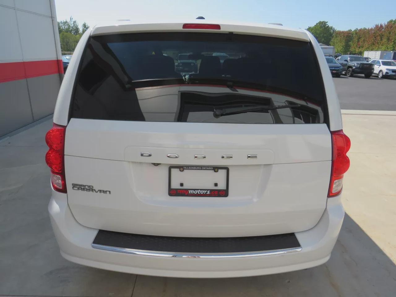 2019 Dodge Grand Caravan Canada Value Package  | Safety Certified | 7 Passenger | Tints | Alloy Rims | Stow And Go | Reverse Camera | Cruise Control | Bluetooth | CD Player Photo