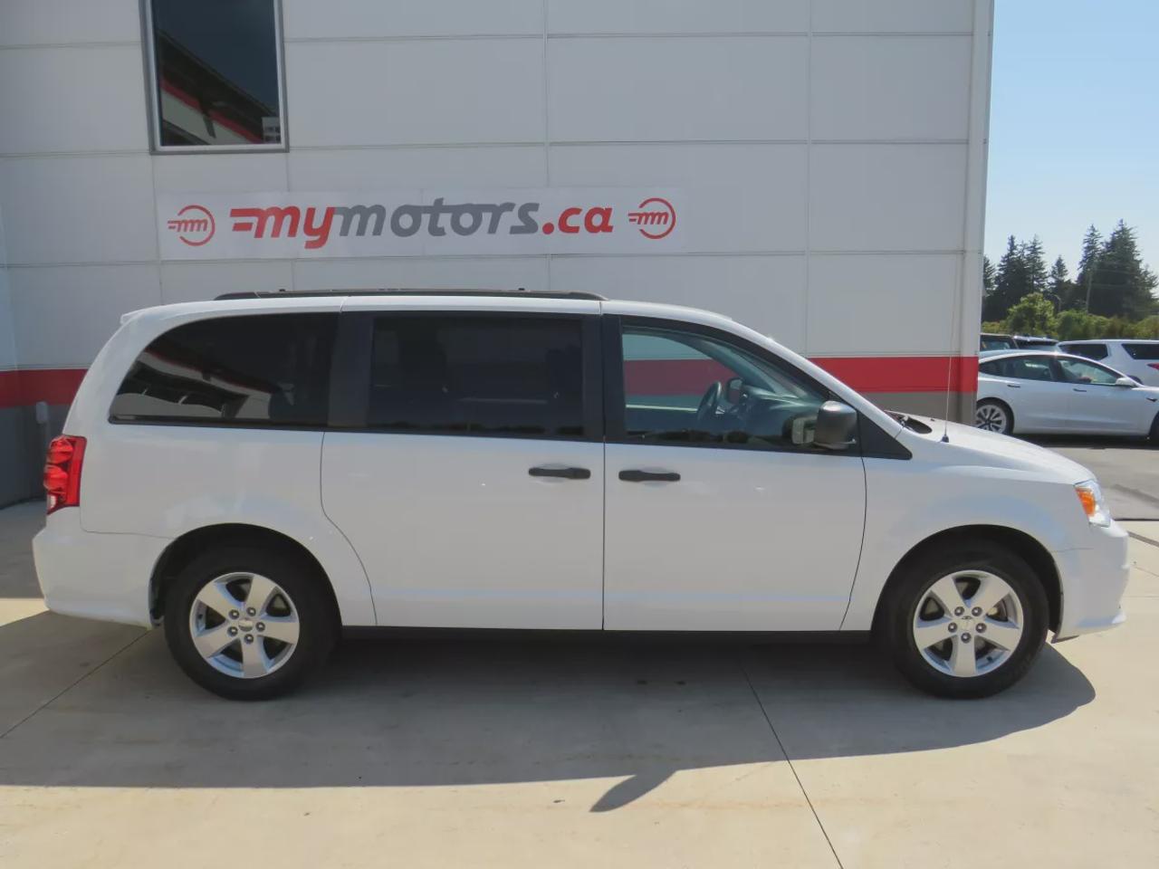 2019 Dodge Grand Caravan Canada Value Package  | Safety Certified | 7 Passenger | Tints | Alloy Rims | Stow And Go | Reverse Camera | Cruise Control | Bluetooth | CD Player Photo