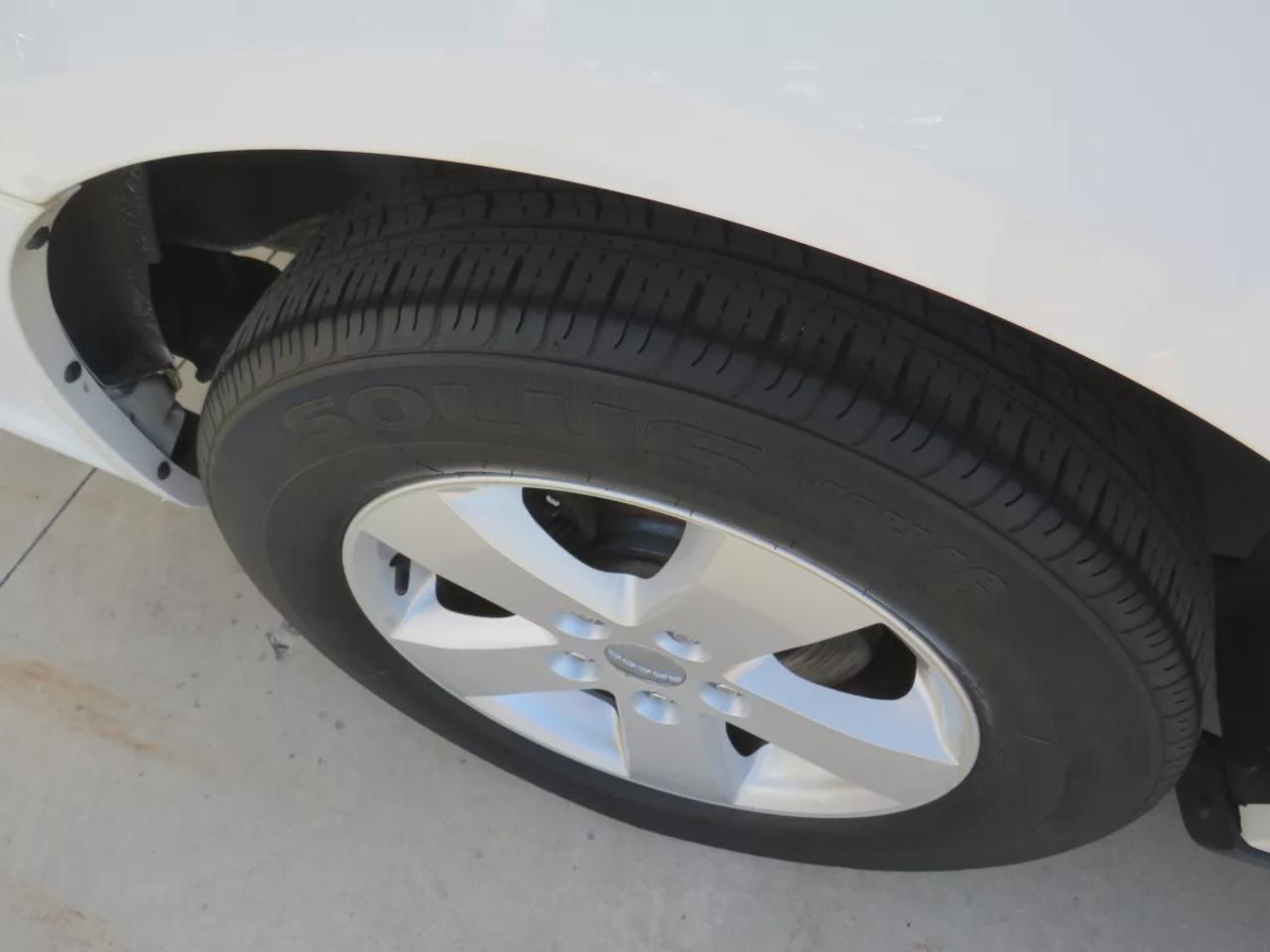 2019 Dodge Grand Caravan Canada Value Package  | Safety Certified | 7 Passenger | Tints | Alloy Rims | Stow And Go | Reverse Camera | Cruise Control | Bluetooth | CD Player Photo