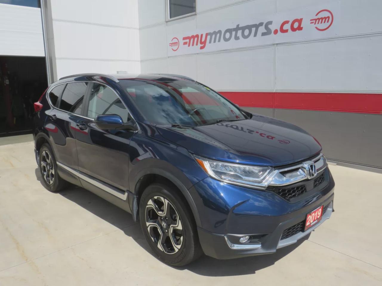 Used 2019 Honda CR-V Touring (**LOW KM!!**CLEAN TITLE/NO ACCIDENTS!!**SAFETY/CERTIFIED!!**AWD**ALLOY RIMS**LEATHER**SUNROOF**NAVIGATION**BLIND SPOT MONITORING**REVERSE CAMERA**DIGITAL TOUCHSCREEN**HEATED SEATS**REAR PRIVACY COVER**CRUISE CONTROL**BLUETOOTH**) for sale in Tillsonburg, ON