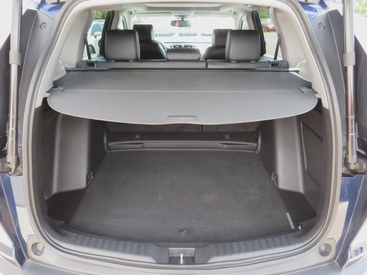 2019 Honda CR-V Touring (**LOW KM!!**CLEAN TITLE/NO ACCIDENTS!!**SAFETY/CERTIFIED!!**AWD**ALLOY RIMS**LEATHER**SUNROOF**NAVIGATION**BLIND SPOT MONITORING**REVERSE CAMERA**DIGITAL TOUCHSCREEN**HEATED SEATS**REAR PRIVACY COVER**CRUISE CONTROL**BLUETOOTH**) Photo