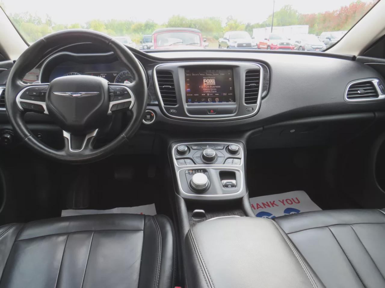 2015 Chrysler 200 C (**CLEAN TITLE/NO ACCIDENTS!!**SAFETY/CERTIFIED!!**ALLOY RIMS**REMOTE START**LEATHER**NAVIGATION**HEATED SEATS**FOG LIGHTS**POWER SEATS**REVERSE CAMERA**DIGITAL TOUCHSCREEN**PUSH BUTTON START**CRUISE CONTROL**BLUETOOTH**) Photo4