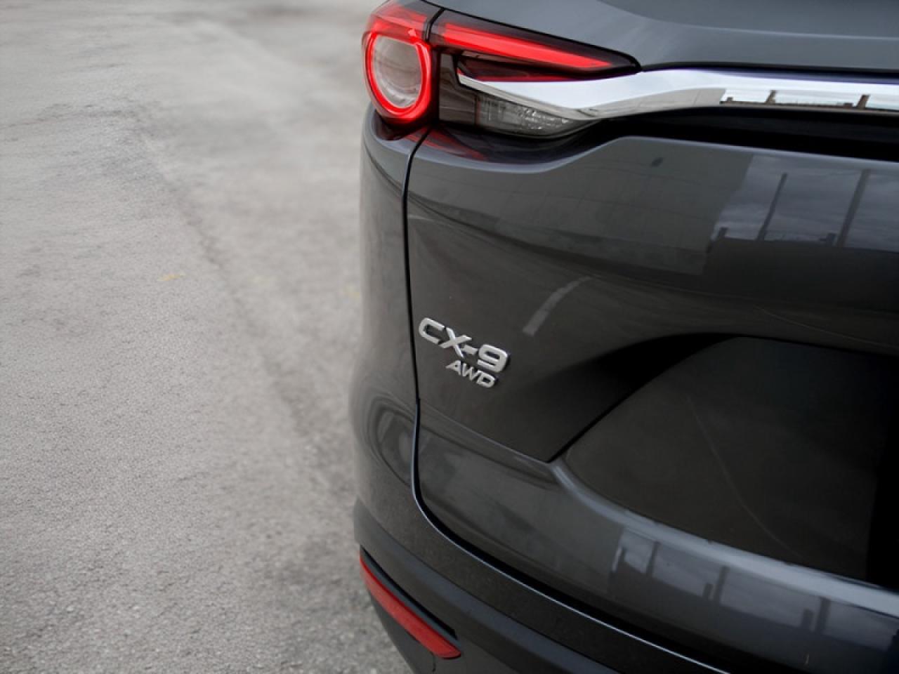 2017 Mazda CX-9 Signature  **21 SERVICE RECORDS - 1 OWNER** Photo