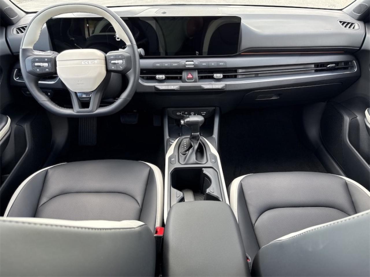 2025 Kia K4 GT-Line Turbo  Navigation GPS Photo3